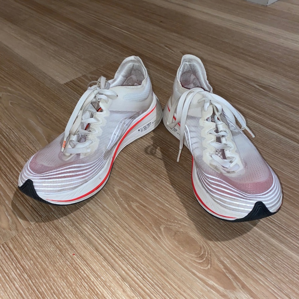 Nike zoom fly sp. size 7